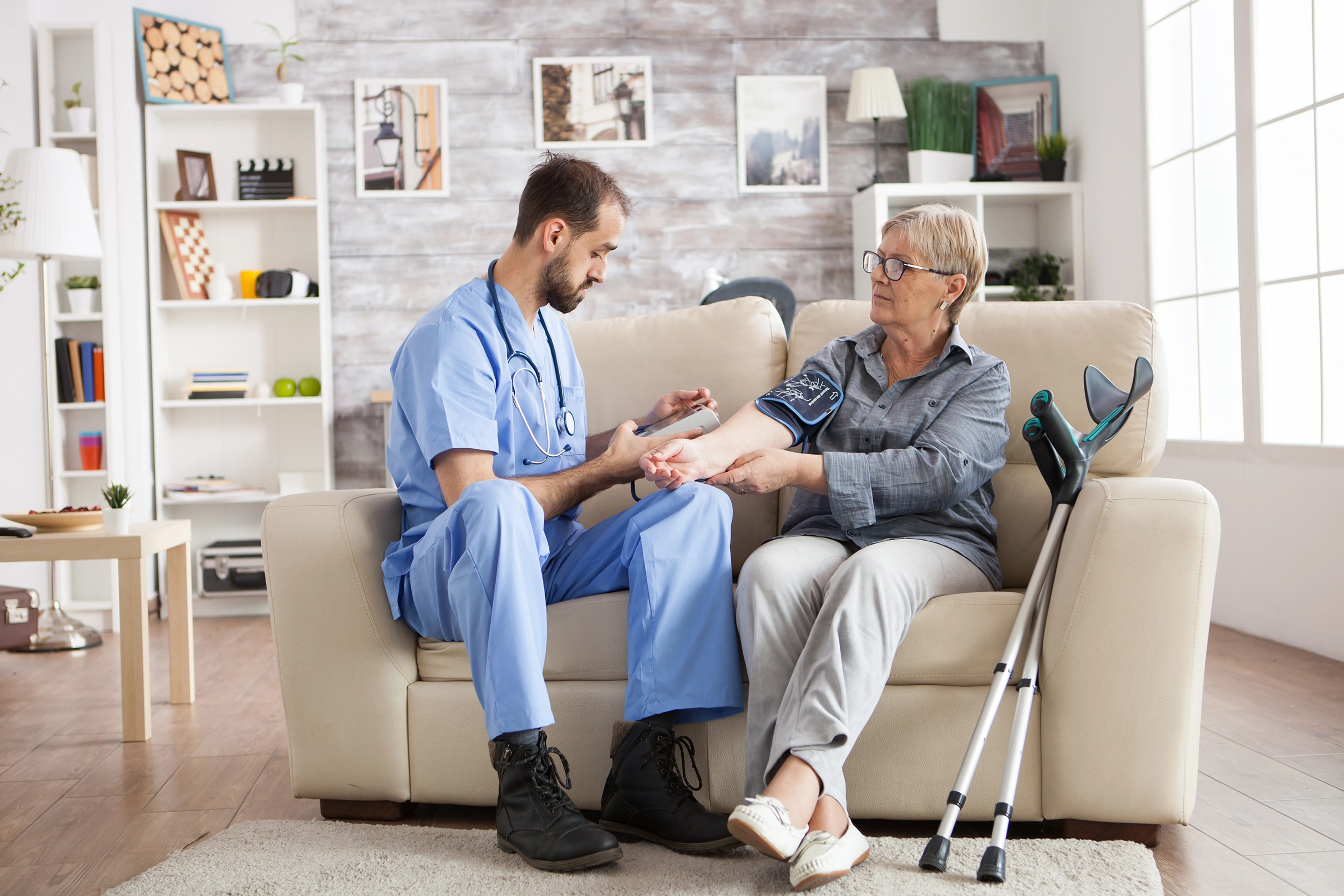 assistance de soins à domicile